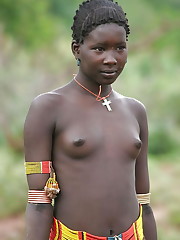 Kleine, schwarze Tittchen - Images -