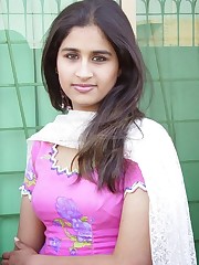 Real Stunning Indian Girl pics, Real..